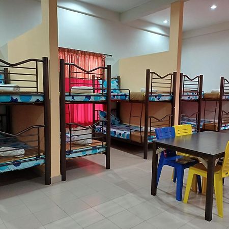 Отель Lemuni Retreat & Training Centre - Kerling, Selangor Экстерьер фото