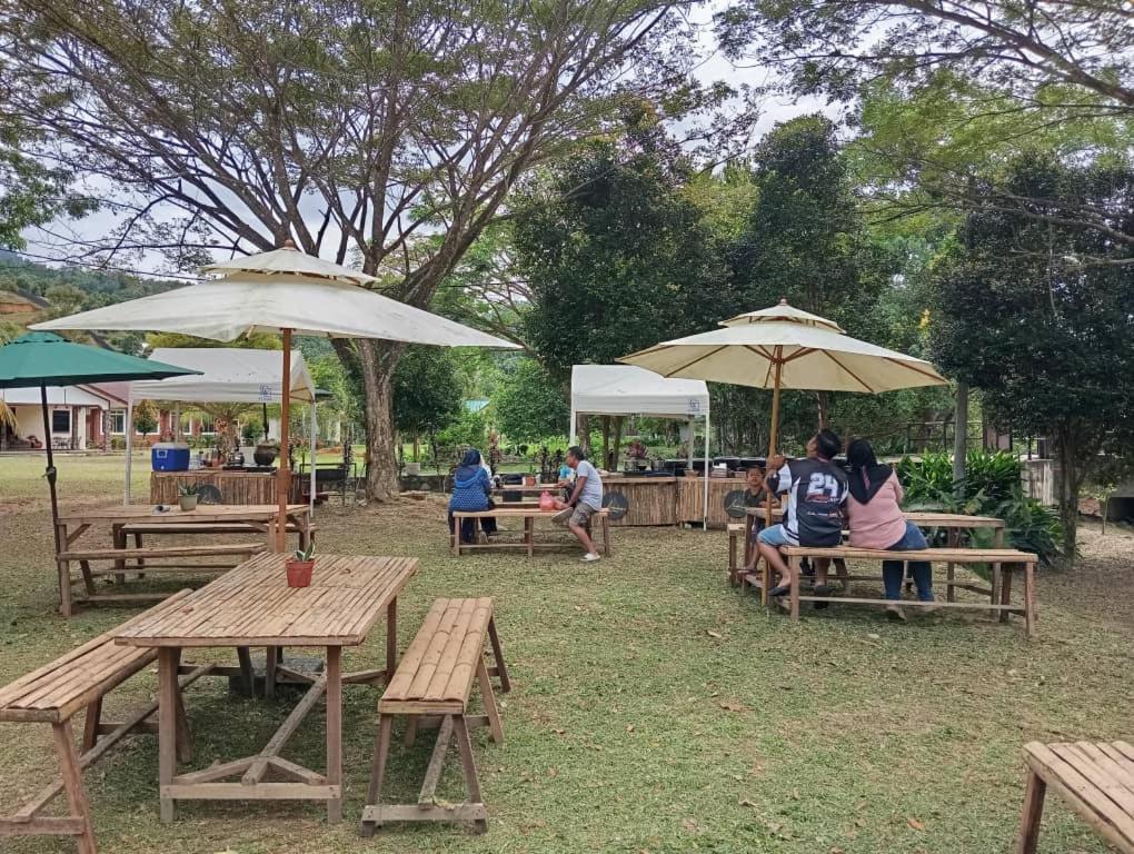 Отель Lemuni Retreat & Training Centre - Kerling, Selangor Экстерьер фото