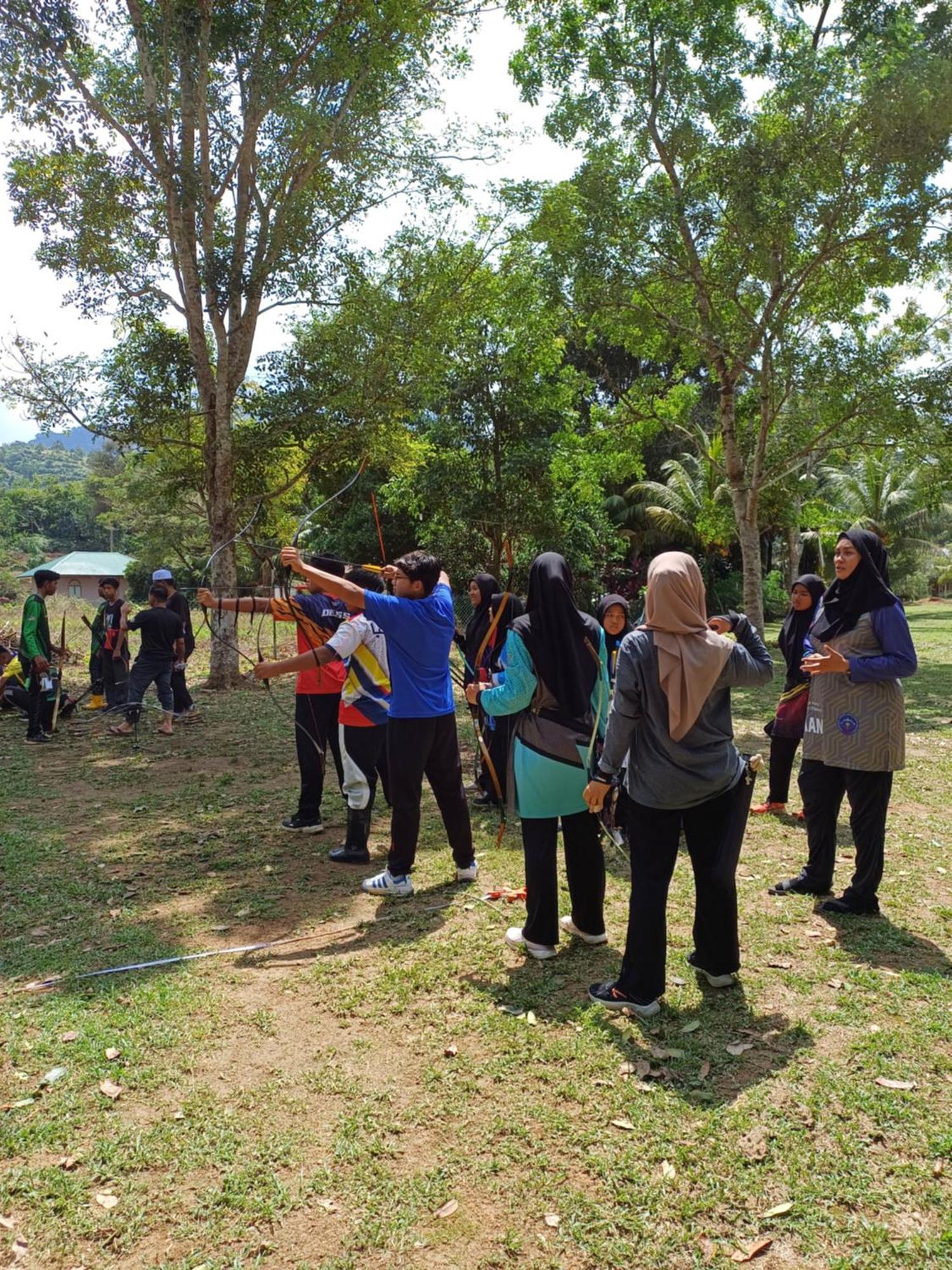 Отель Lemuni Retreat & Training Centre - Kerling, Selangor Экстерьер фото