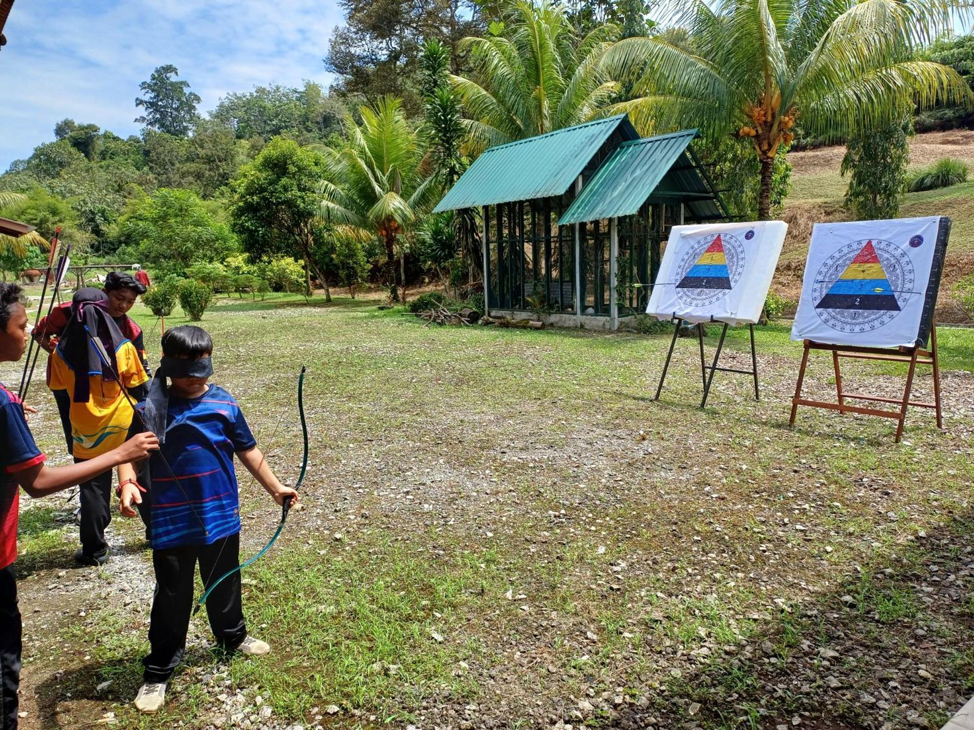 Отель Lemuni Retreat & Training Centre - Kerling, Selangor Экстерьер фото