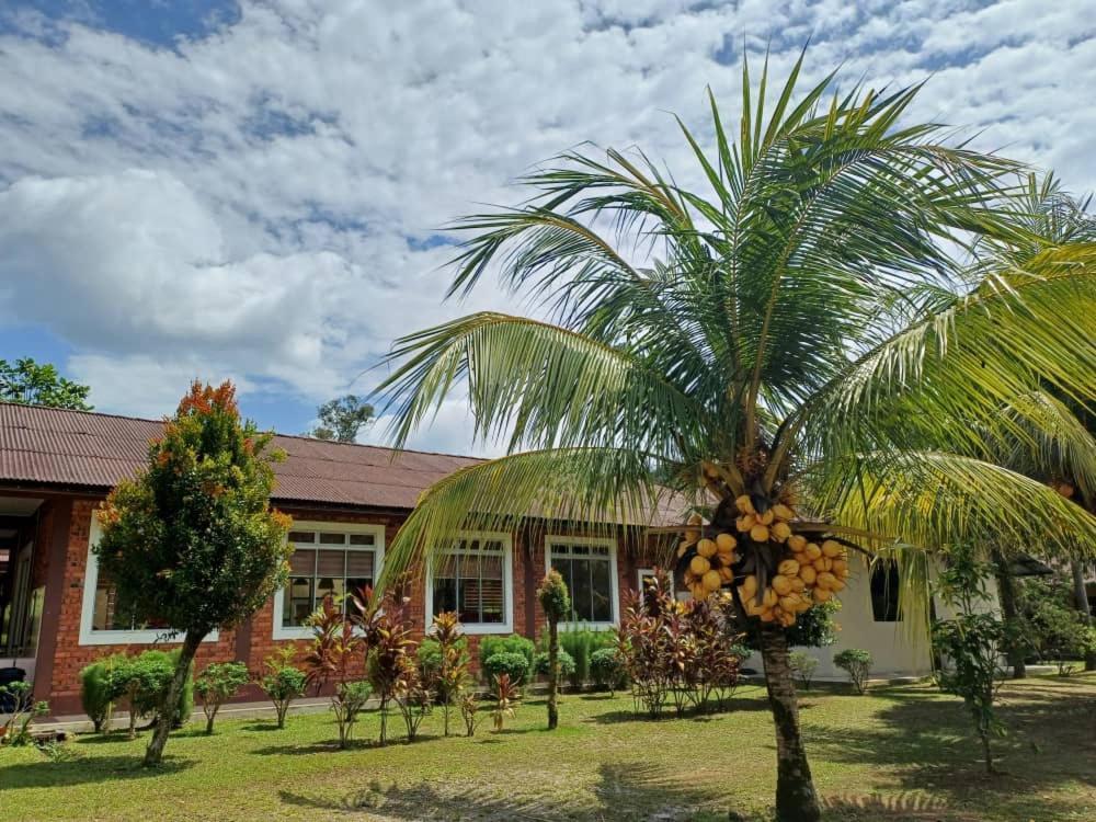 Отель Lemuni Retreat & Training Centre - Kerling, Selangor Экстерьер фото