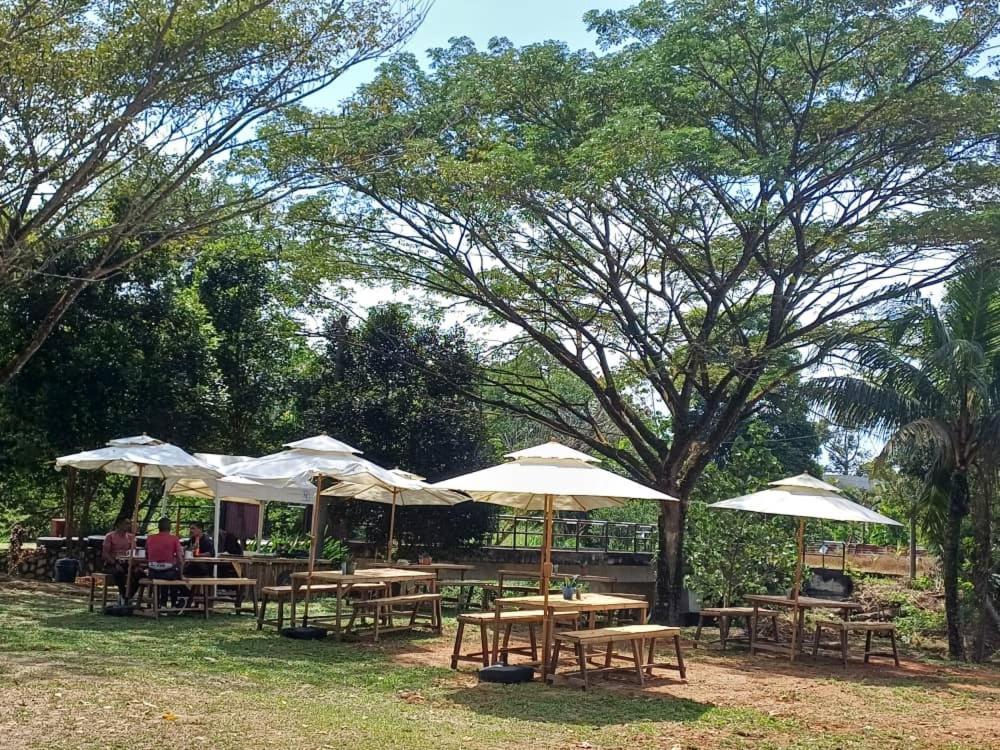 Отель Lemuni Retreat & Training Centre - Kerling, Selangor Экстерьер фото