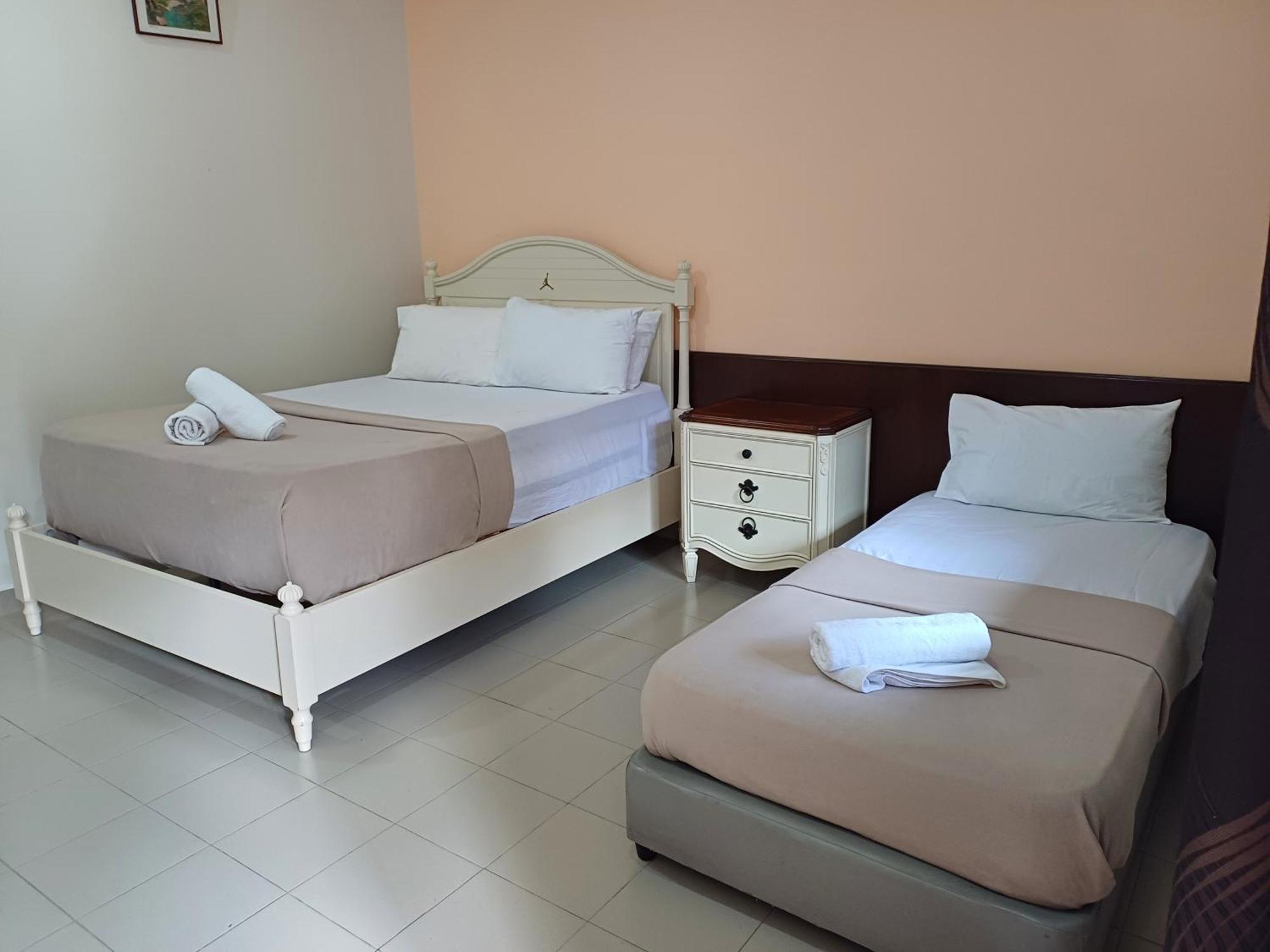 Отель Lemuni Retreat & Training Centre - Kerling, Selangor Экстерьер фото